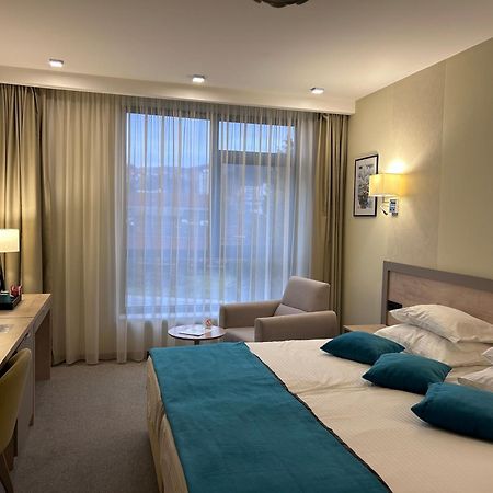 Hotel Siesta Užice エクステリア 写真