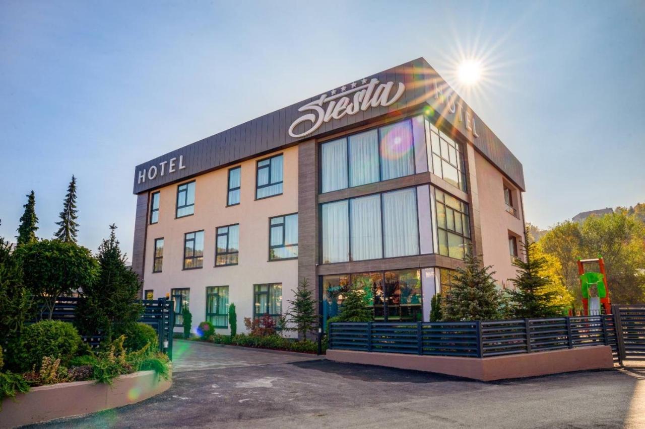 Hotel Siesta Užice エクステリア 写真