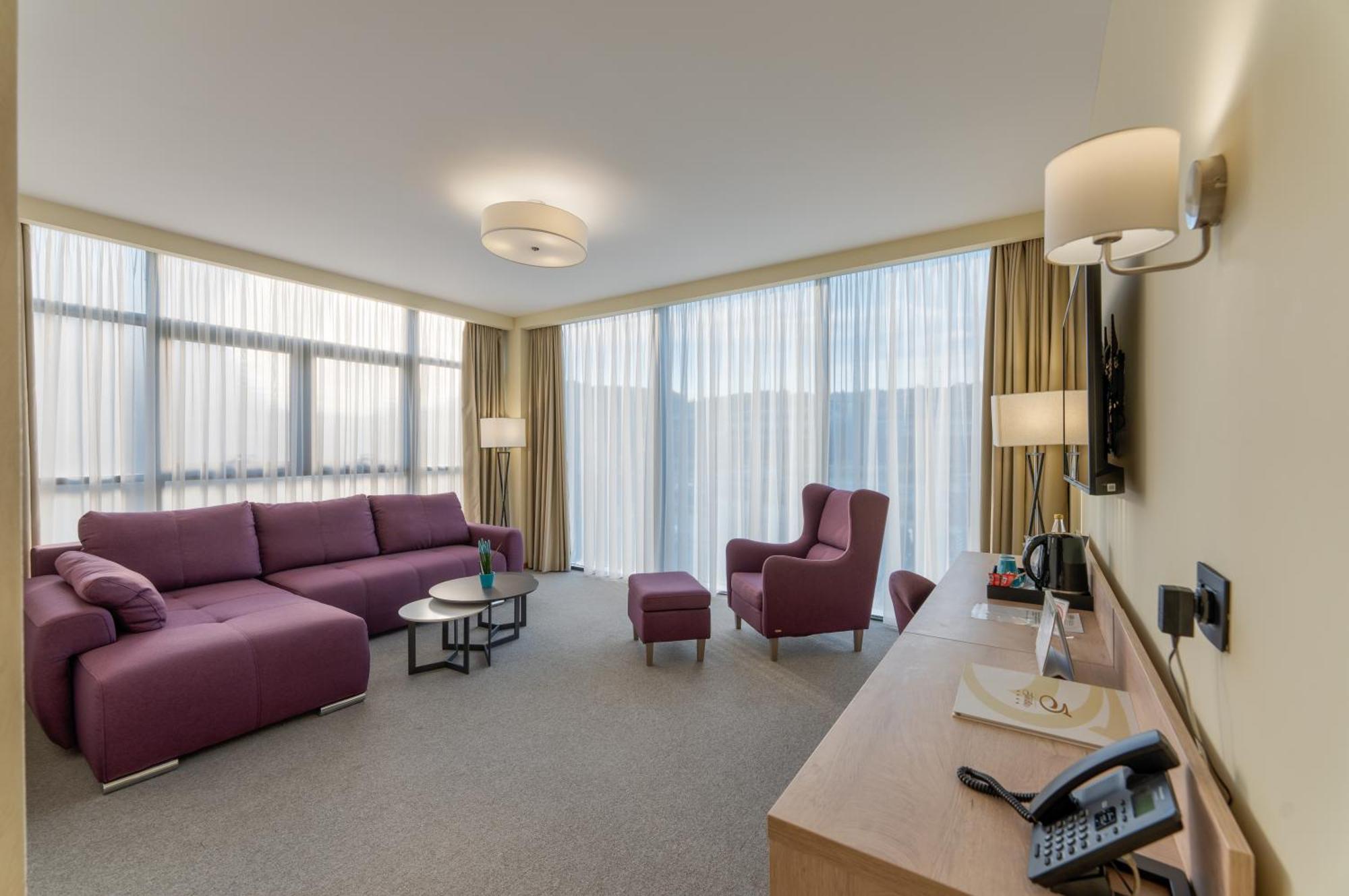 Hotel Siesta Užice エクステリア 写真