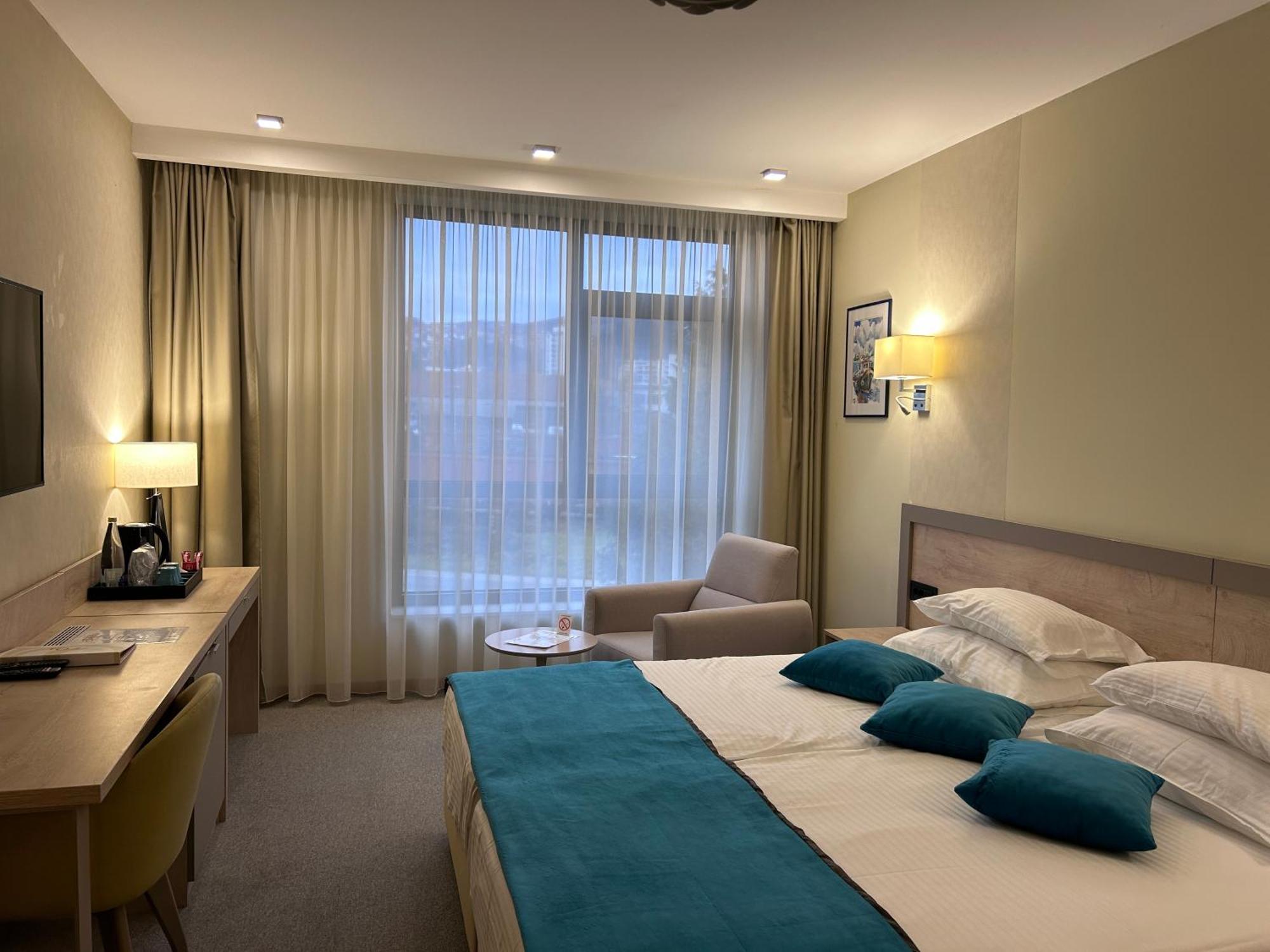 Hotel Siesta Užice エクステリア 写真