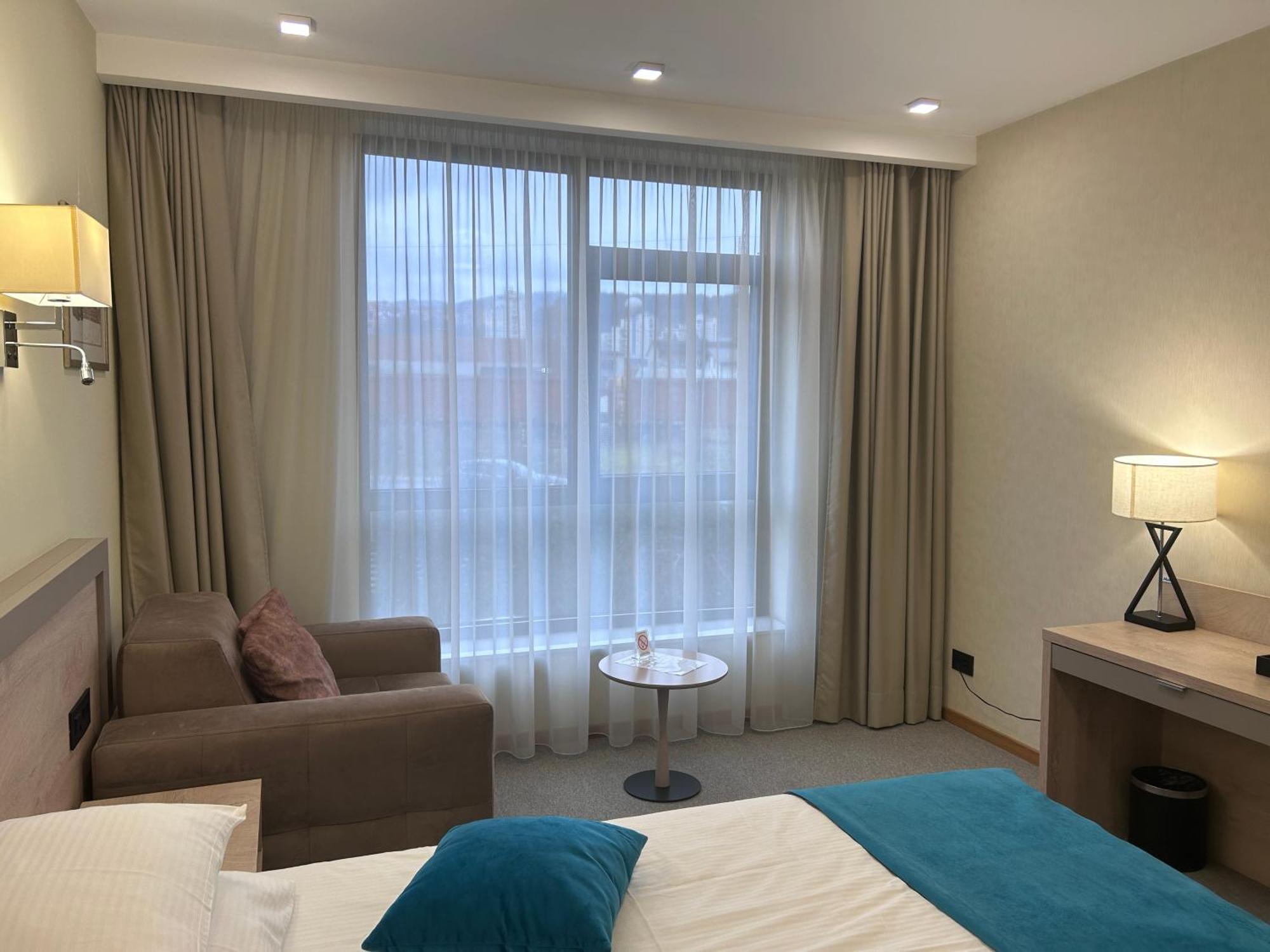 Hotel Siesta Užice エクステリア 写真