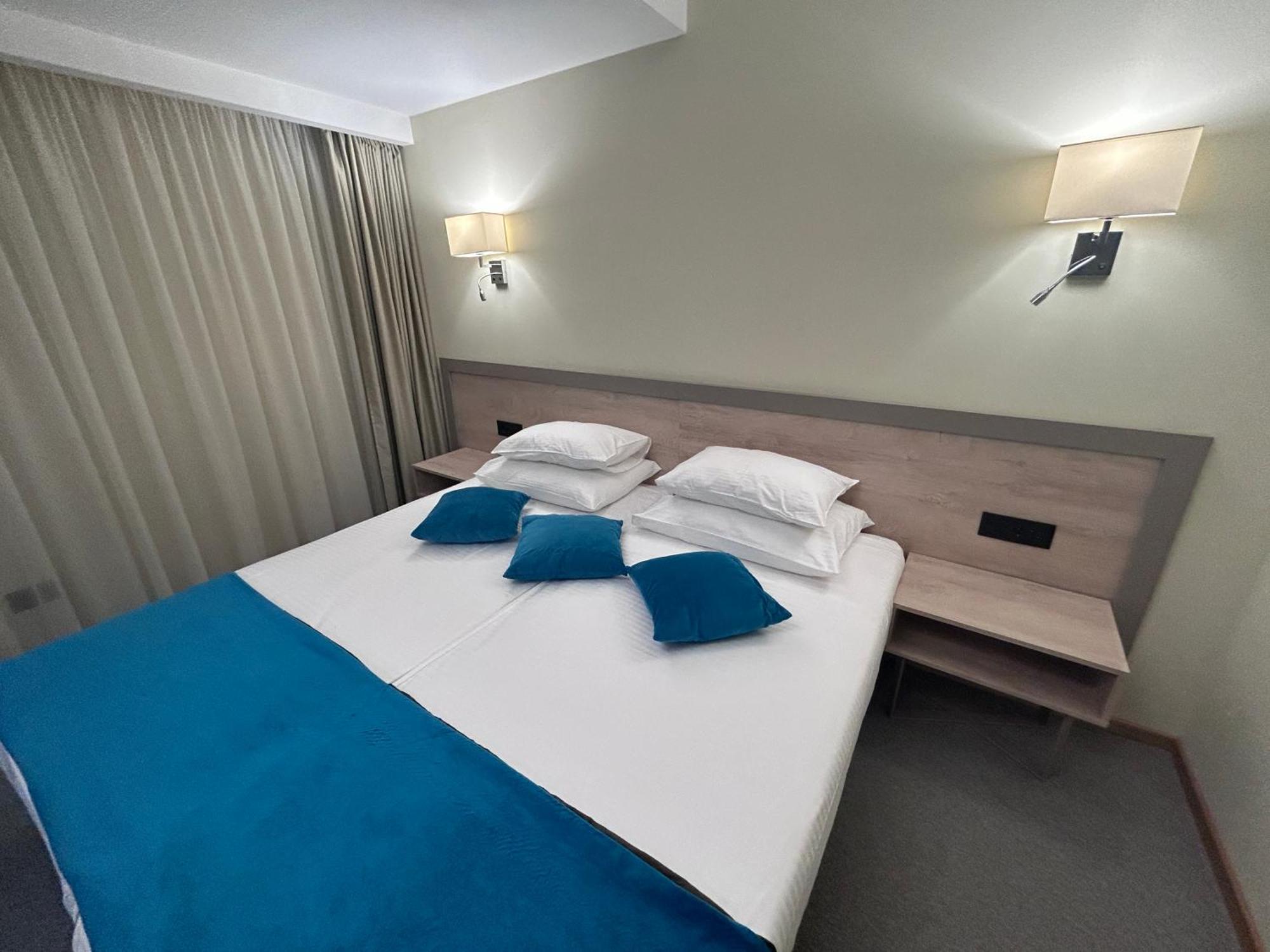Hotel Siesta Užice エクステリア 写真