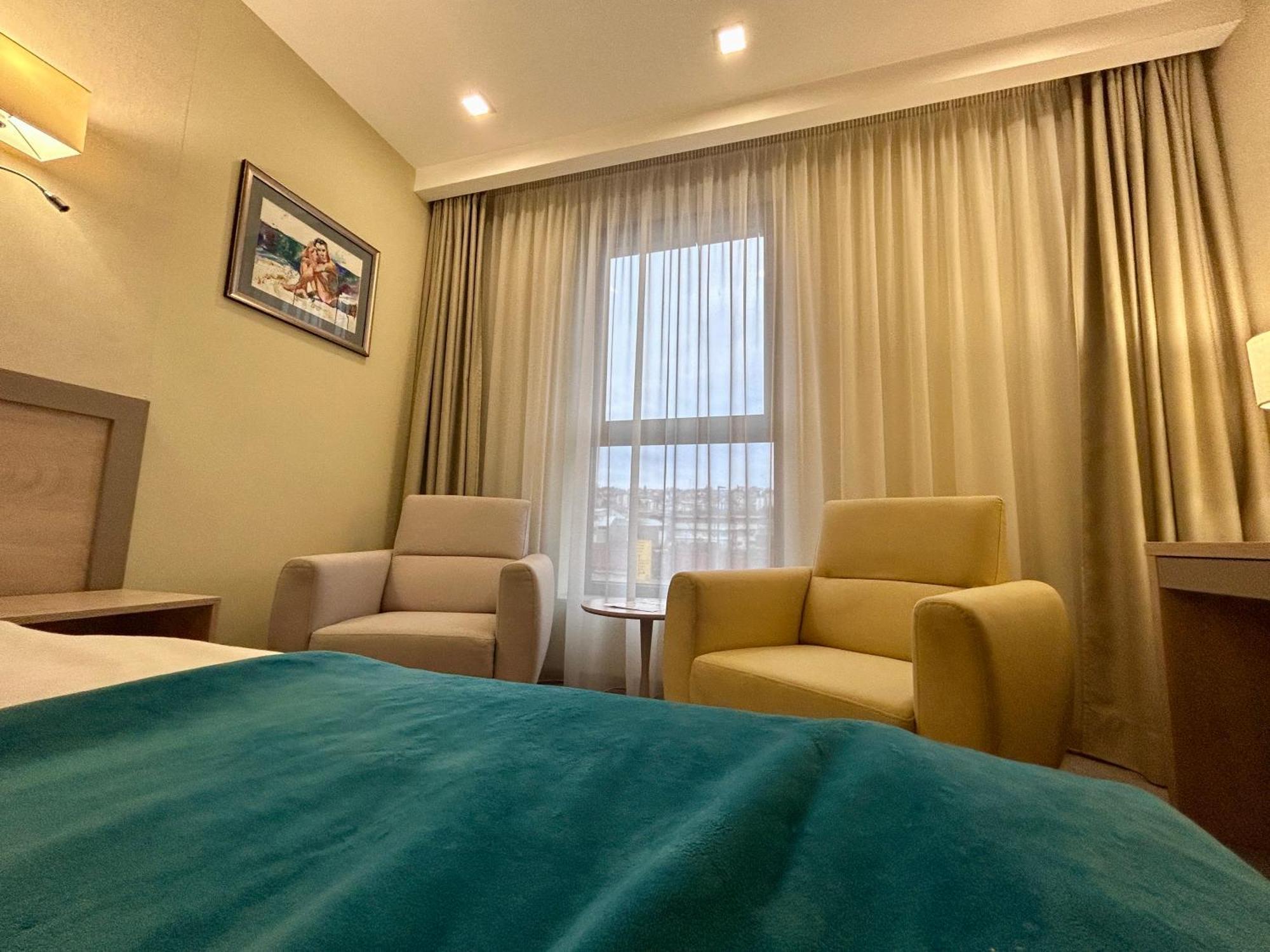 Hotel Siesta Užice エクステリア 写真