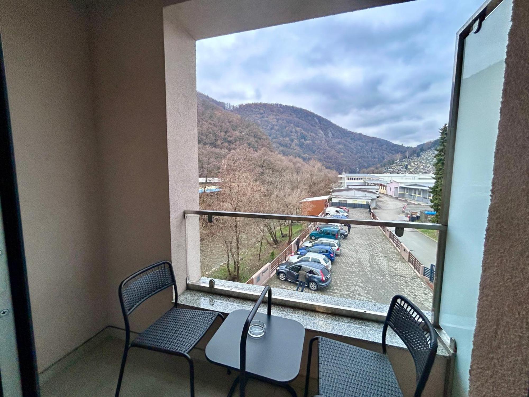 Hotel Siesta Užice エクステリア 写真