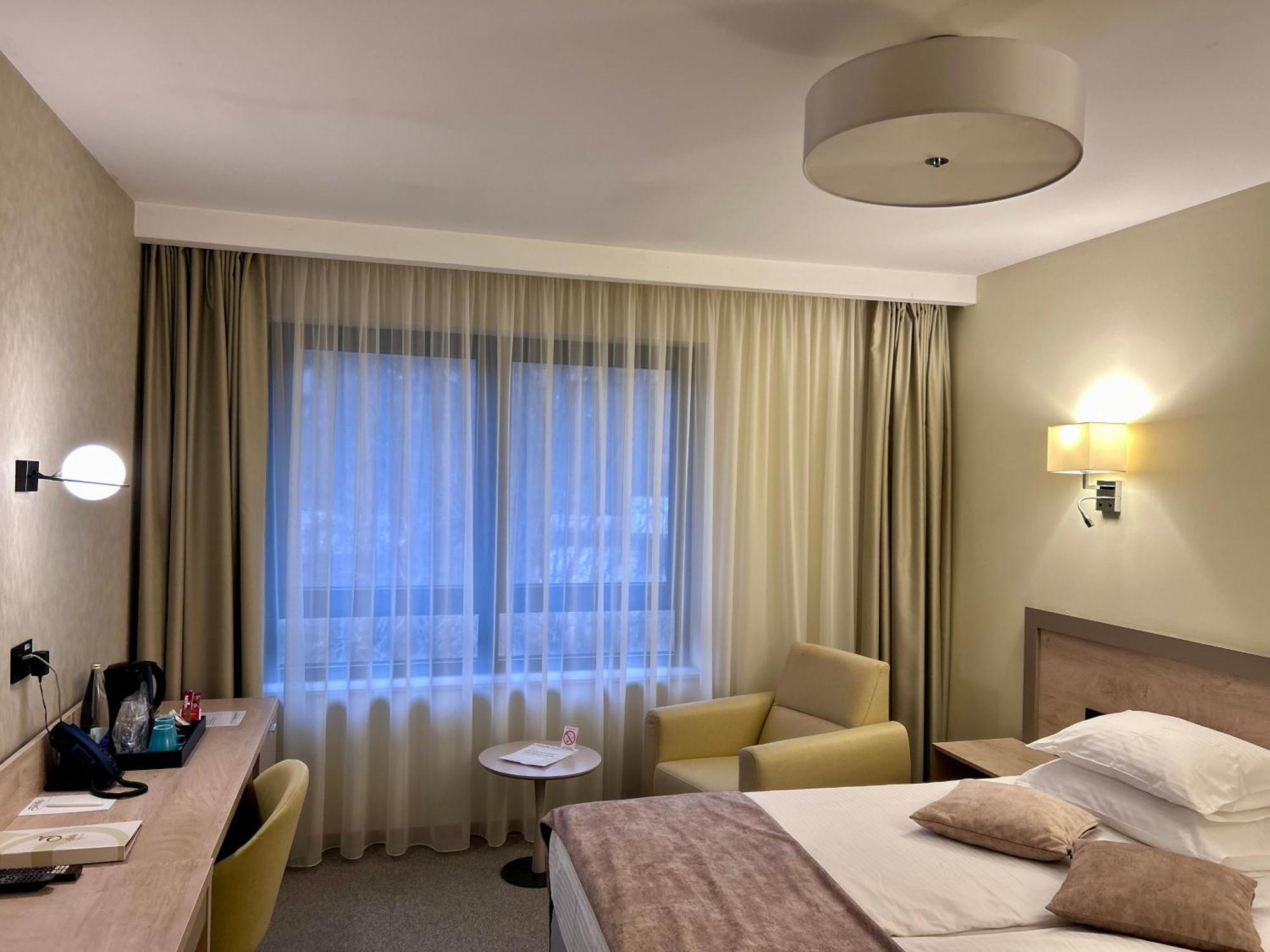 Hotel Siesta Užice エクステリア 写真